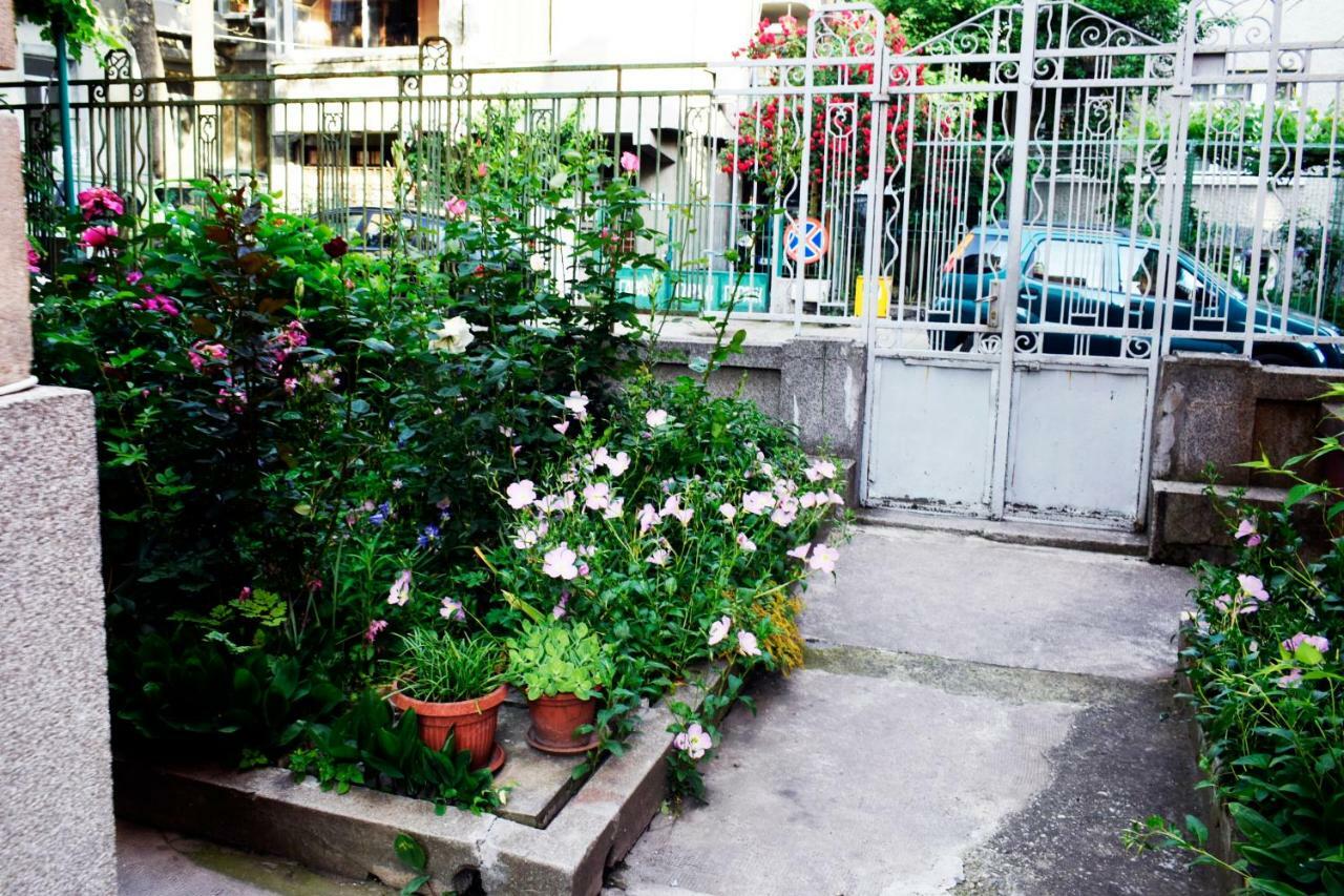 Sea Garden Apartment Burgas City Exterior foto